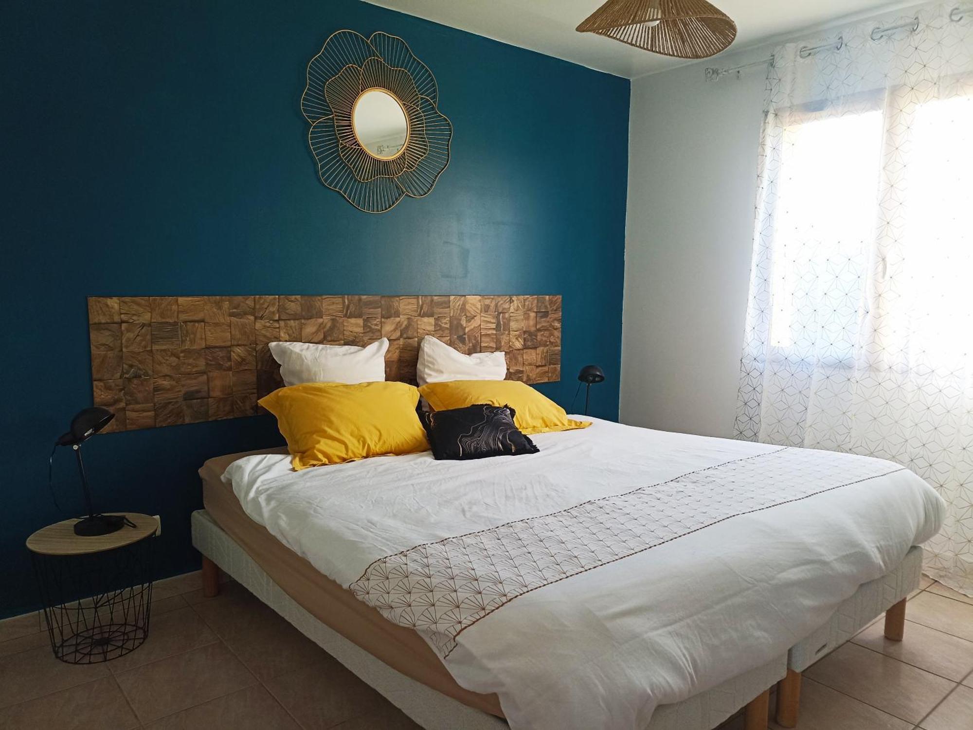 Holiday home Aux Jardins D'heloise Crest